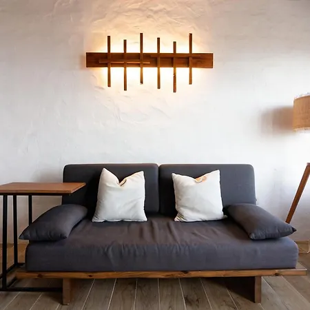 Tabaiba Suites - Macaronesiahomes * La Asomada (Lanzarote)