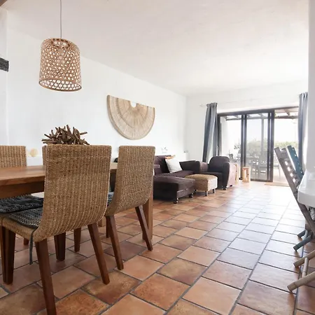 Tabaiba - Macaronesiahomes La Asomada (Lanzarote)